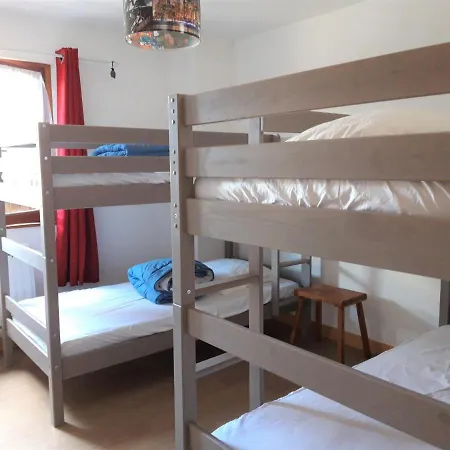 Spacieux 3*, 1er Etage D'un Chalet, Centre Village, Proche Commerces Et Pistes, 200m Des Pistes - Fr-1-618-3 *